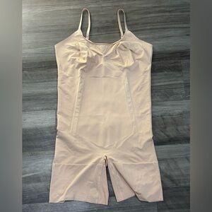 Spanx Nude Full Body Shaper Bodysuit 3X Plus Size Mid Thigh Tummy Control